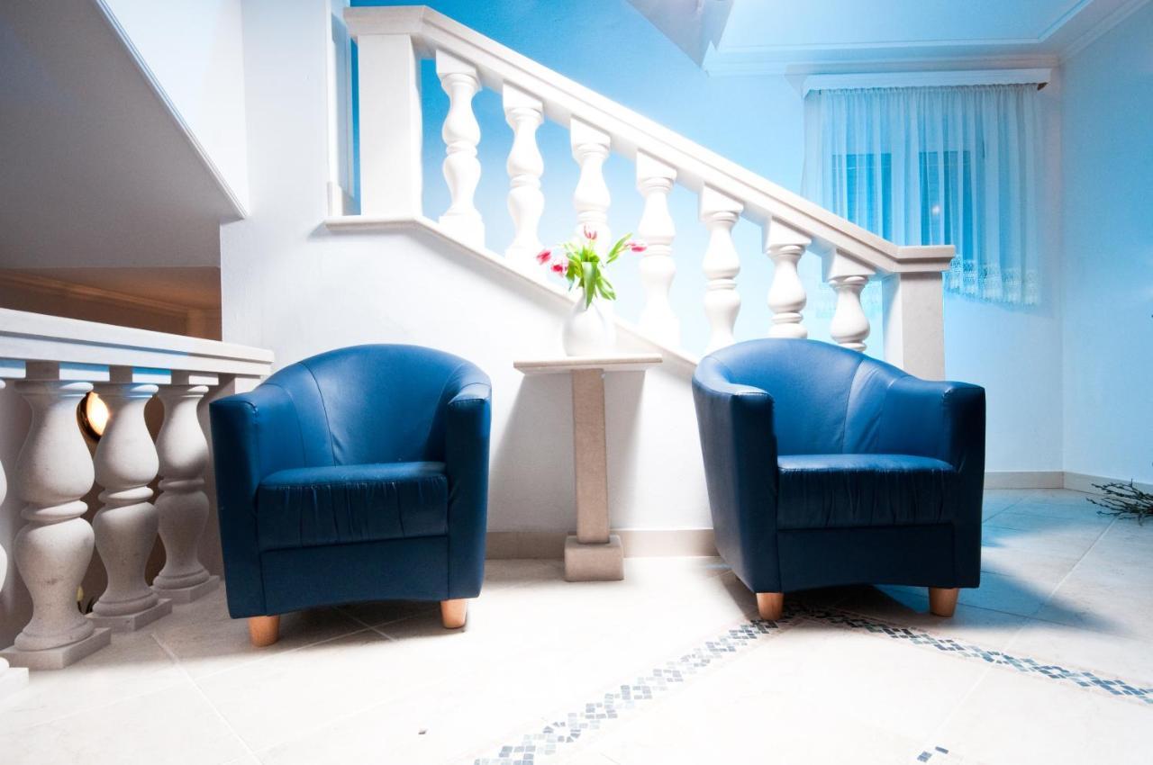 סומרטין Apartments Barba Petra Dvori מראה חיצוני תמונה